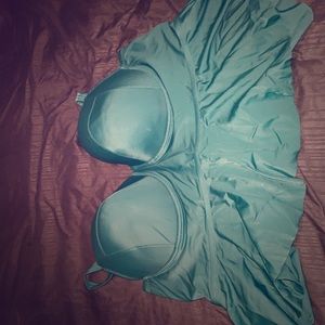 Torrid Swimsuit Top Size 3F ( full cup)
